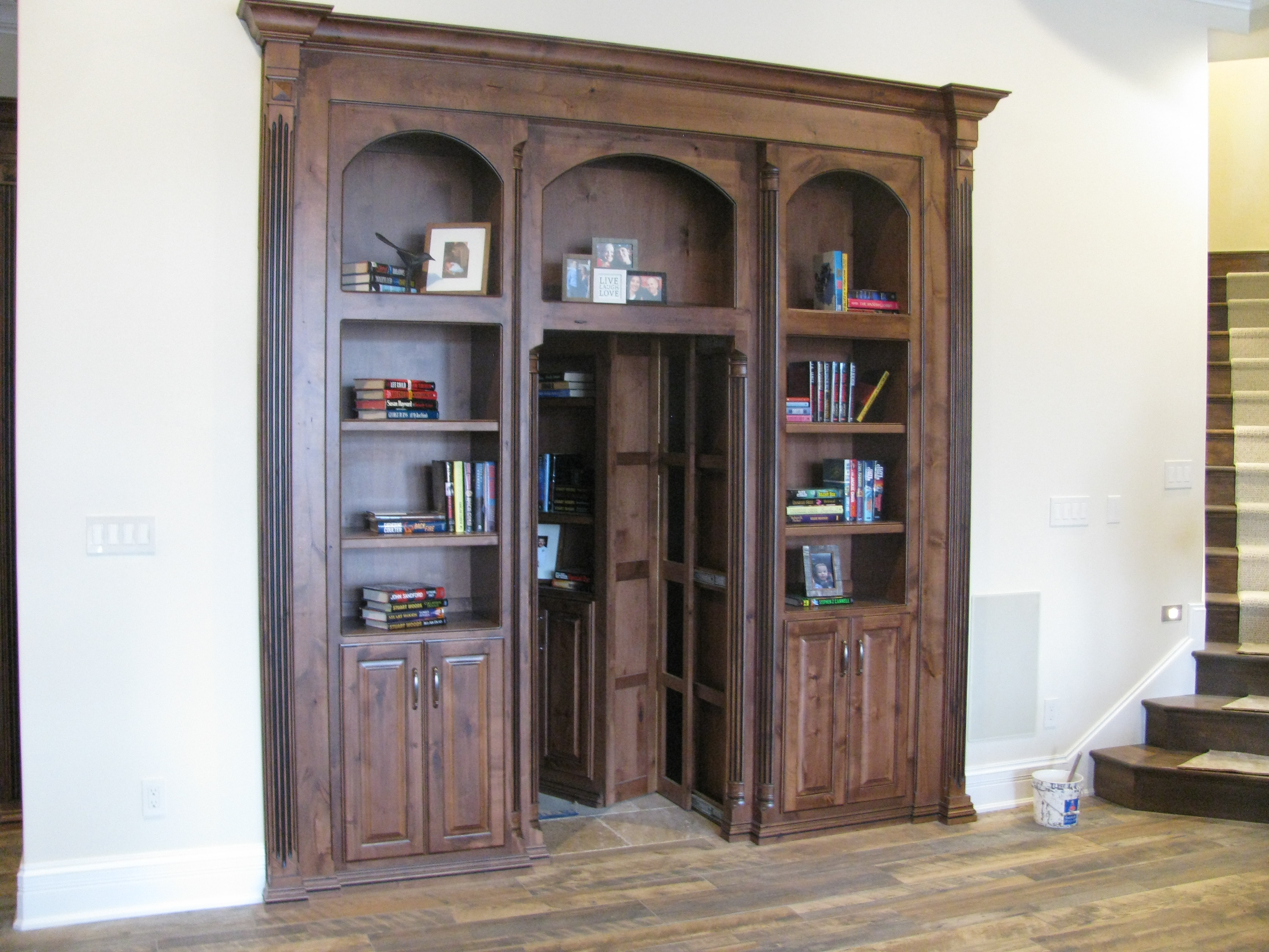 Custom office and built-in cabinetry